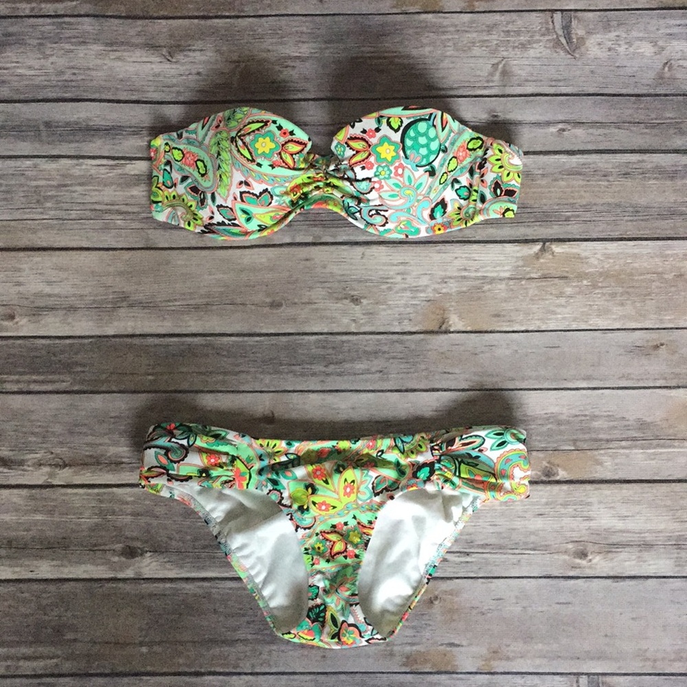 Victoria's Secret Paisley Print Bikini size 34A/XS